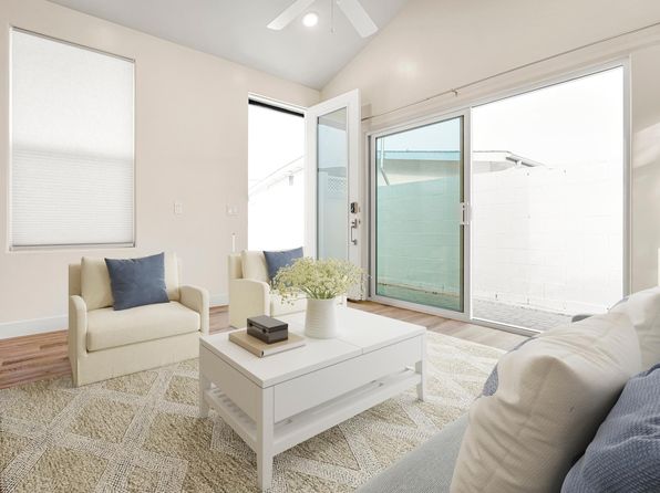 3339 Las Vegas Dr UNIT 2