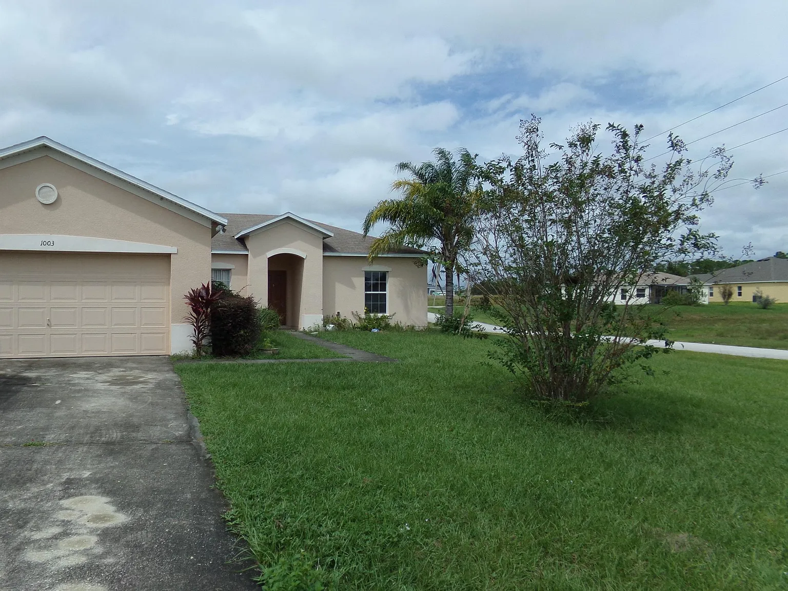 1003 Cumberland Dr - 1 — Photo 1