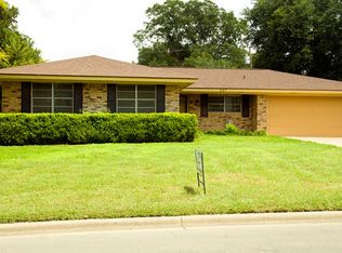 207 Moonlight Trl, Stephenville, TX 76401