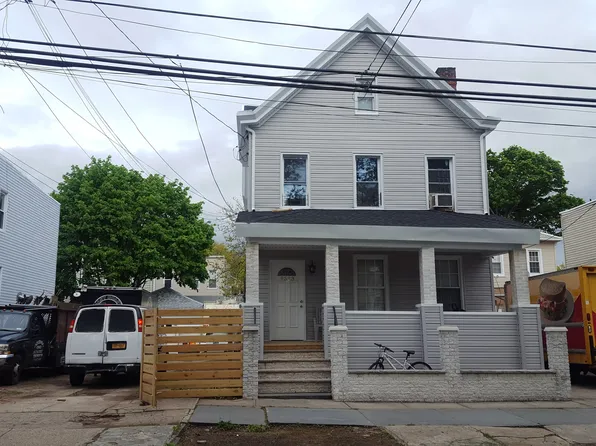 9523 93rd St, Ozone Park, NY 11416