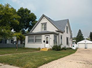 716 Sherman St, Jackson, MN 56143