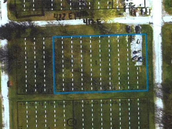 417 E 14th St, Horton, KS 66439