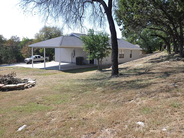 1702 Anaconda Trl — Photo 18