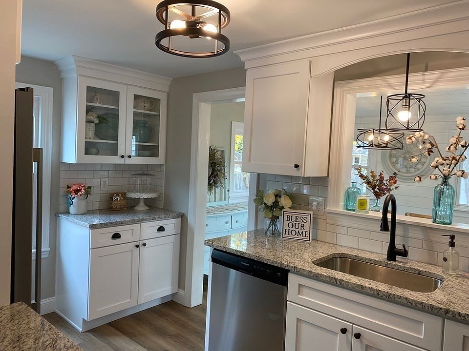 133 Winton St, Springfield, MA 01118 Zillow