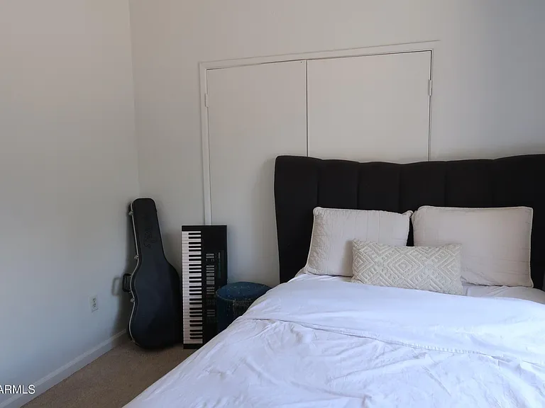 27 W Concorda Dr #103 — Photo 9