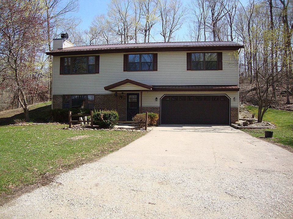 1st image of W1730 Woodland Dr