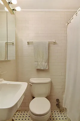 Sold by Corcoran | media 6