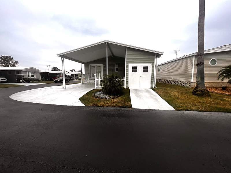 1st image of 637 Sunset Cir