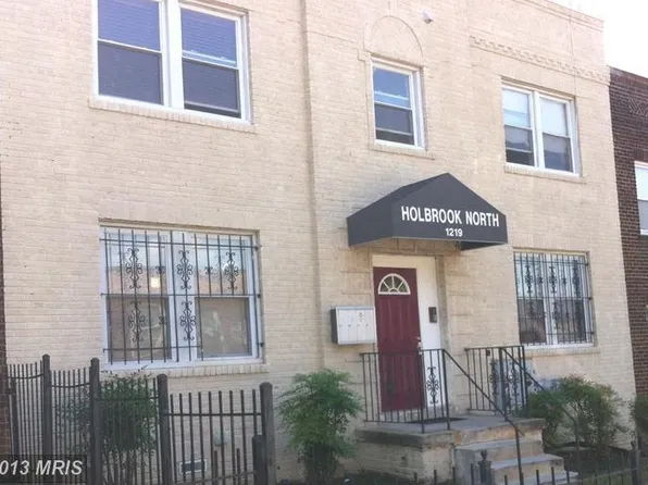 1219 Holbrook Ter NE APT 2, Washington, DC 20002