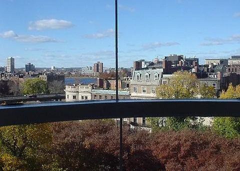 390 Commonwealth Ave — Photo 18