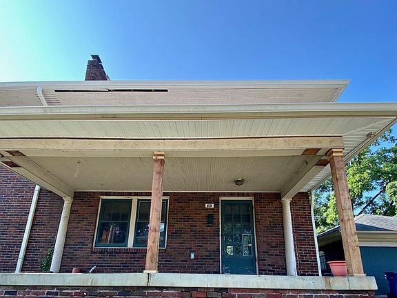 3rd image of 531 E 52nd St
