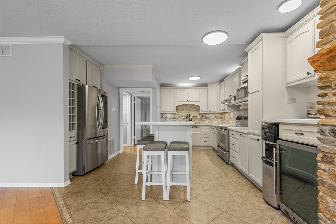 2528 Sam Rayburn Pkwy, Brookeland, TX 75931 Zillow