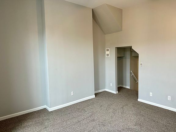 5th image of 5144 Butler St APT 2