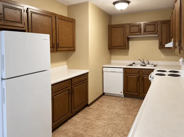 Lakeview Apartments