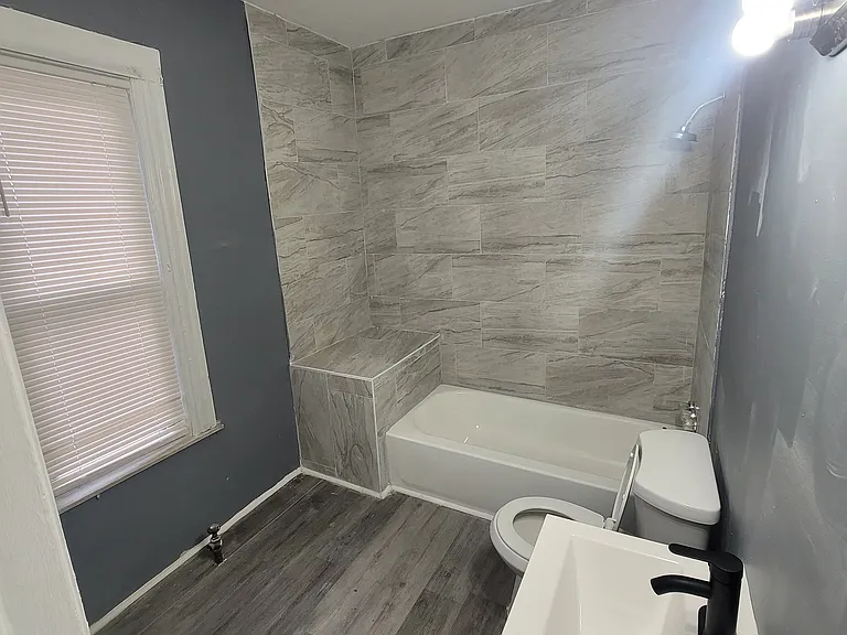 632 Woodland St #2 — Photo 7