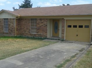 305 Hilltop Rd, Keene, TX 76059