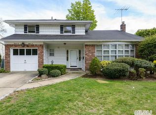 2675 Beatrice Ln Bellmore NY 11710 Zillow