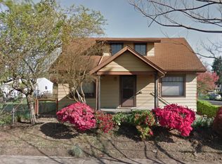 1335 SE Yukon St, Portland, OR 97202