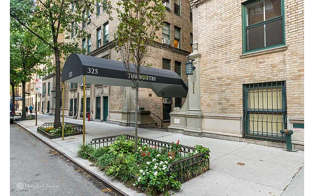 Rented by Douglas Elliman | media 13