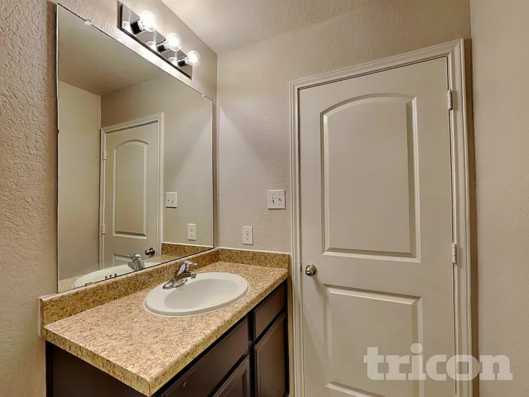 6115 Southern Vis — Photo 14