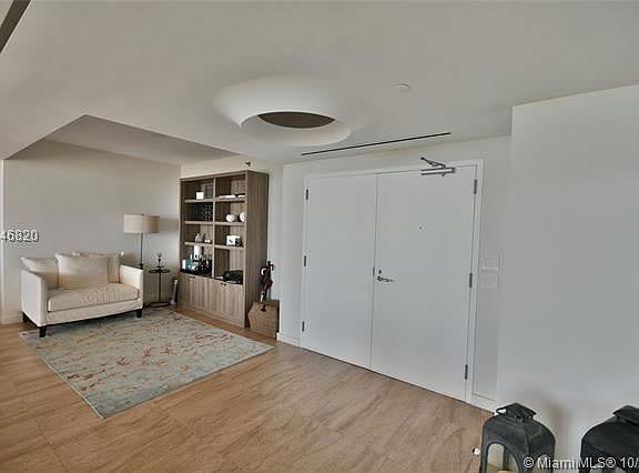 5th image of 16445 Collins Ave #Ws-4b