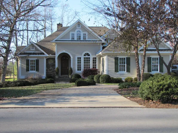 23104 Virginia Trl, Bristol, VA 24202