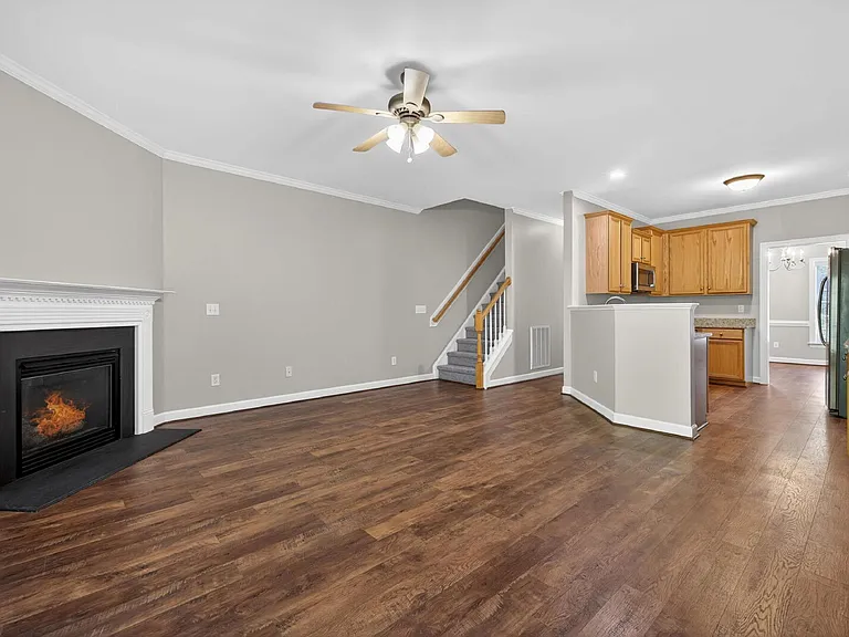 770 Parkside Townes Ct — Photo 15