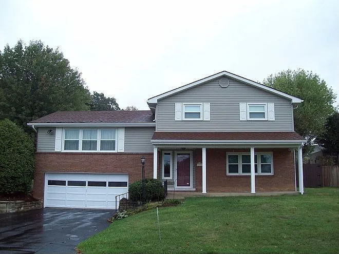 1113 Skyline Dr photo 1