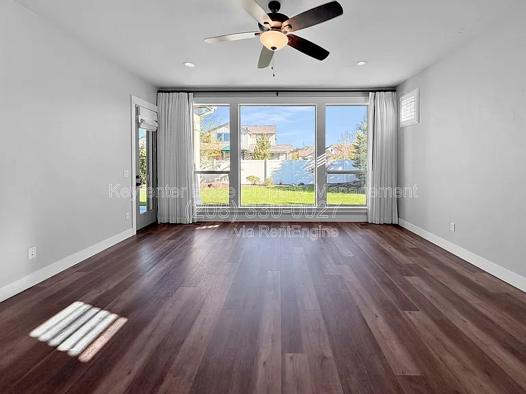 8368 W Sparks Lake Dr — Photo 13