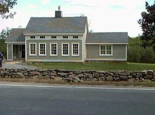 362 Fish Rd, Tiverton, RI 02878