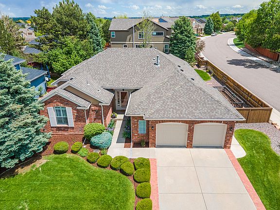3rd image of 8776 Forrest Dr