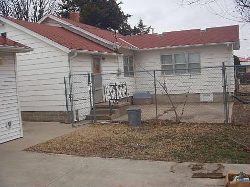 2nd image of 1614 N A St