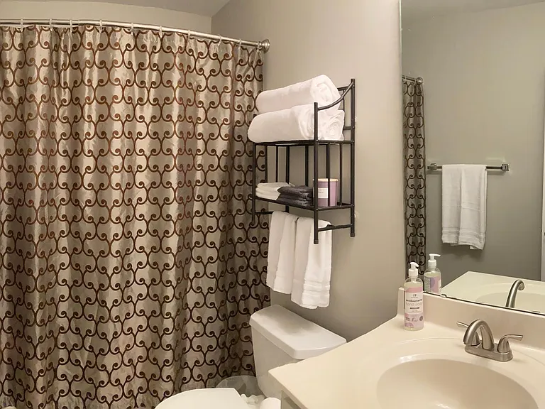4901 Crofton Springs Ct — Photo 18