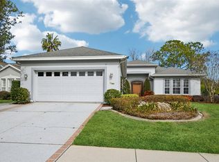 8013 Pine Hollow Dr, Mount Dora, FL 32757