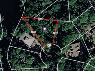 10 Ocean Marsh Ct, Saint Helena Island, SC 29920