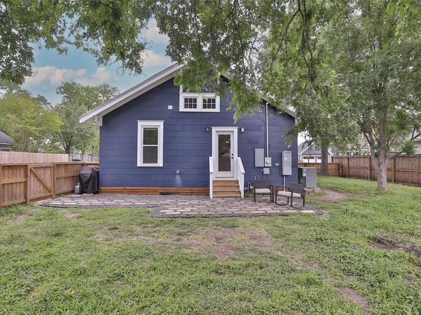123 6th St, Sugar Land, TX 77498