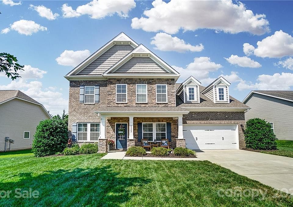 1st image of 2423 Chatham Dr