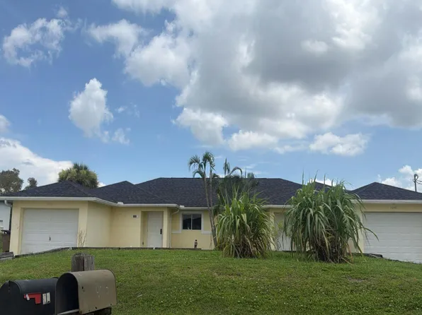 4540/4542 25th St SW, Lehigh Acres, FL 33973