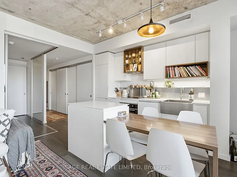 383 Sorauren Ave #706 — Photo 13