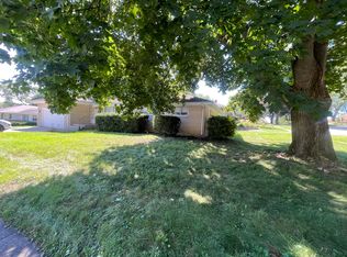 3303 Greenwood Ave, Rockford, IL 61107