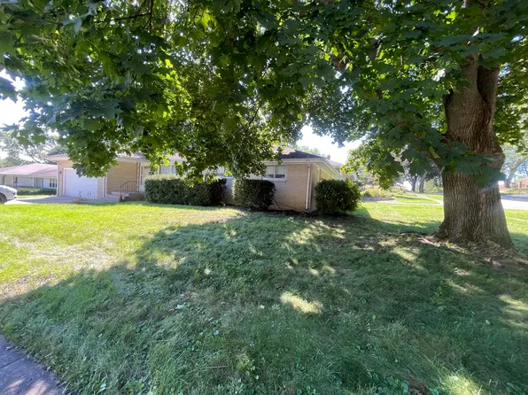 3303 Greenwood Ave, Rockford, IL 61107