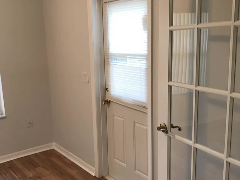 38A Lindsay Dr — Photo 9