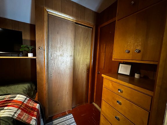 We have lots of storage to put your stuff away while you are in town.