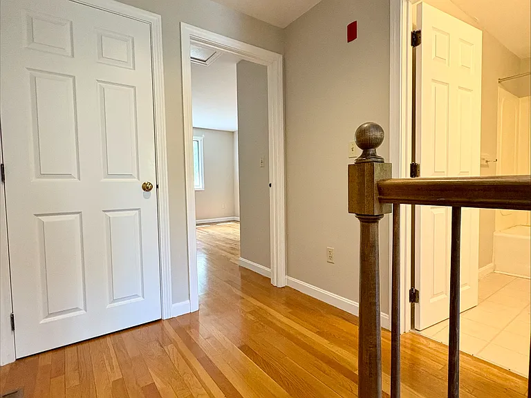 Kingsbury Townhouses — Photo 14