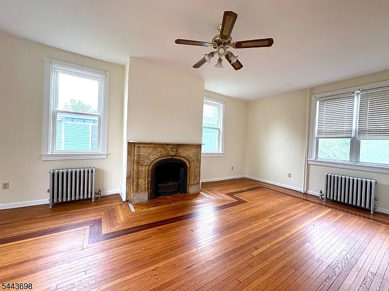 9 Franklin Pl — Photo 9