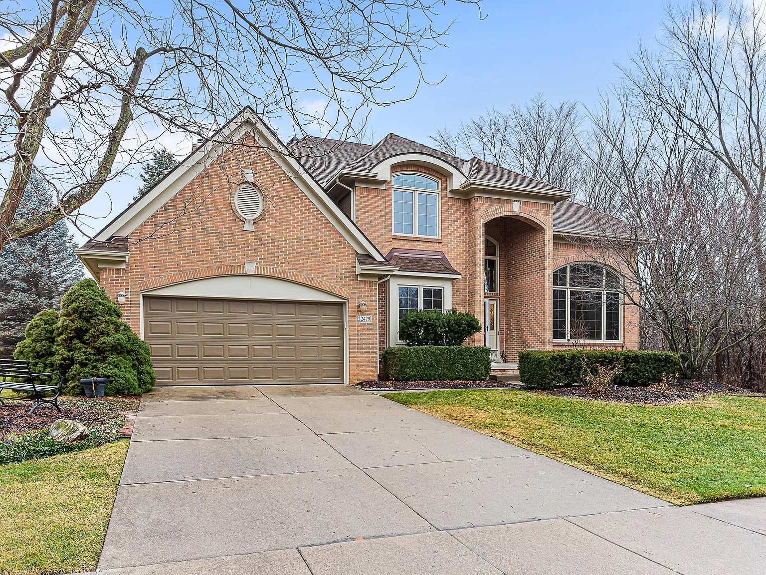 4 bed, 2.5 bath, 3510 sqft, $4,000 — Photo 3