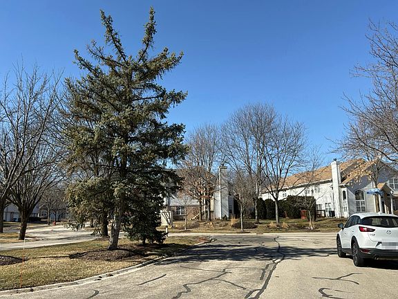 5th image of 9311 Forest Glen Ct