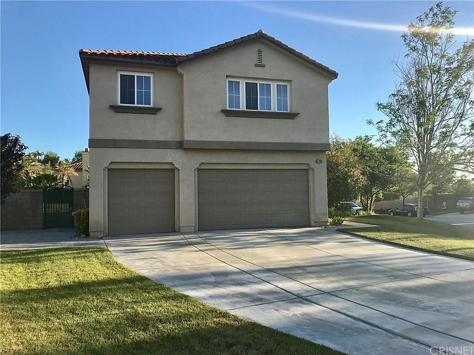 2nd image of 17136 Summit Hills Dr