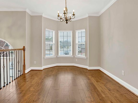 5th image of 541 Chesser Cir