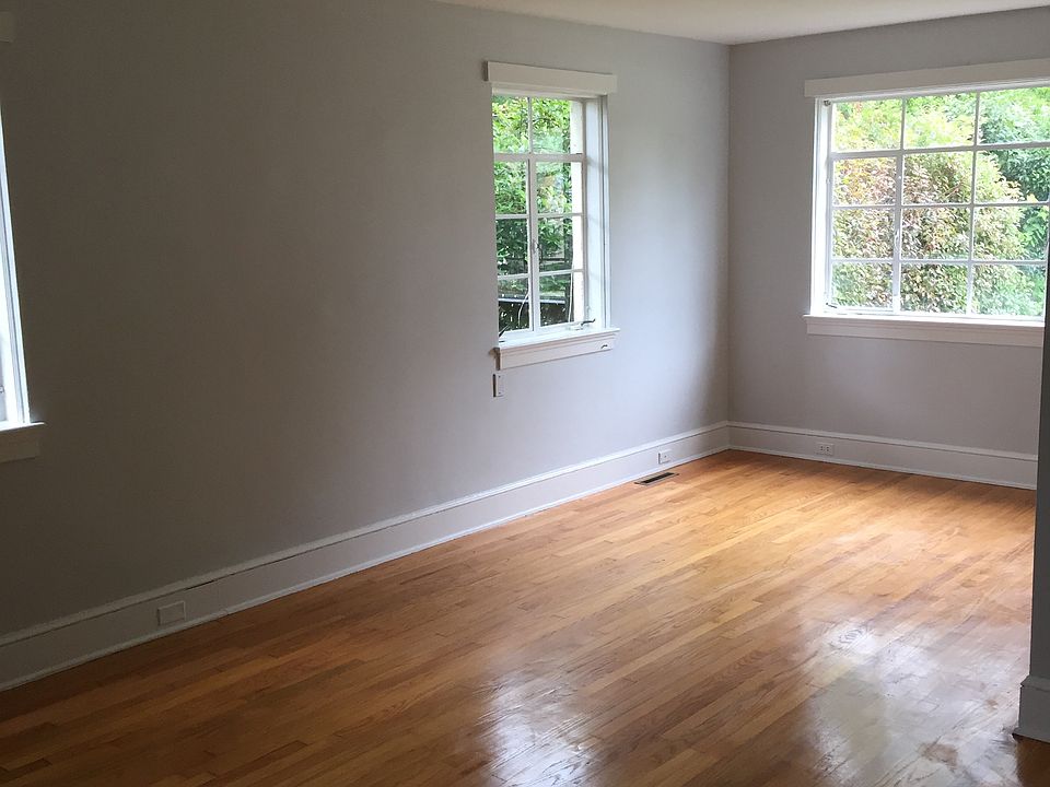 2nd image of 119 Westmoreland Ct APT 2